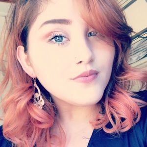 Meet your Posher, Marissa